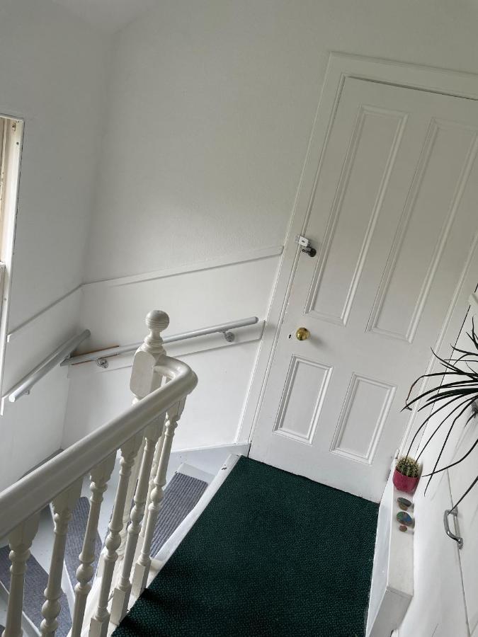 Glen Ness Apartment In Tranquil Area Of City Centre Инвернес Екстериор снимка